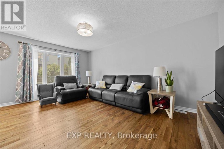 28625163/104-harmattan-avenue/stittsville-north/ottawa/ontario/K2S0E3_14