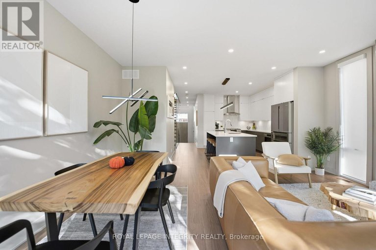 28999711/b-574-edison-avenue/mckellarhighland/ottawa/ontario/K2A1V4_17