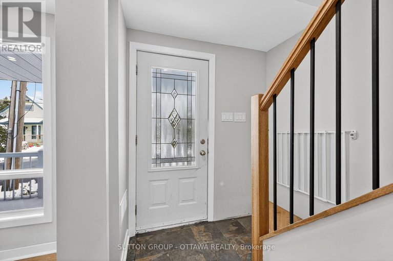 29102414/532-st-jean-street/town-of-rockland/clarence-rockland/ontario/K4K1K6_3