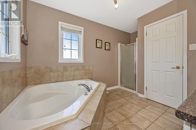 29662390/1611-sebastien-crescent/town-of-rockland/clarence-rockland/ontario/K4K1V9_25