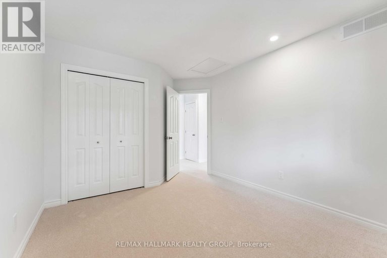 28550902/27-wallsend-avenue/morgans-grantsouth-march/ottawa/ontario/K2K3K7_22