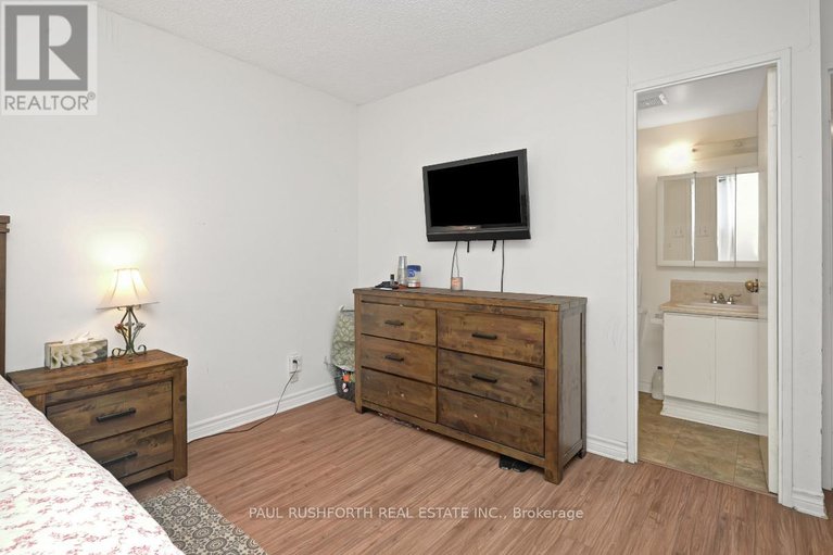 28323308/1504-2000-jasmine-crescent/beacon-hill-south/ottawa/ontario/K1B3R9_12