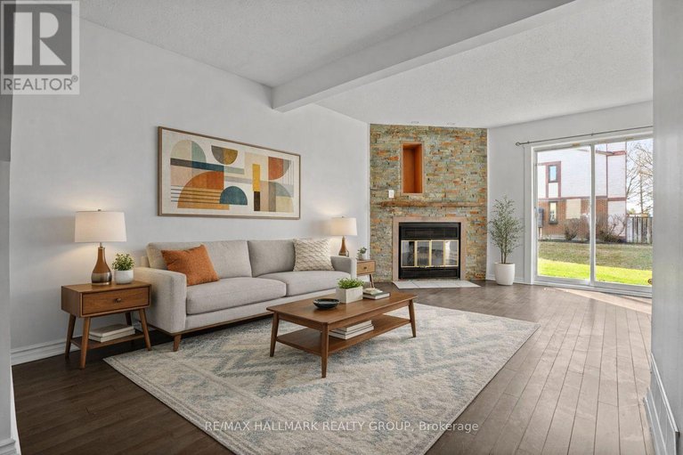29632598/504-canotia-place/fallingbrookpineridge/ottawa/ontario/K4A2J3_12