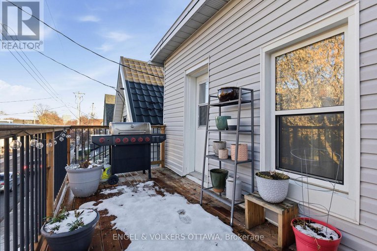 29141947/364-arlington-avenue/west-centre-town/ottawa/ontario/K1R6Z3_19