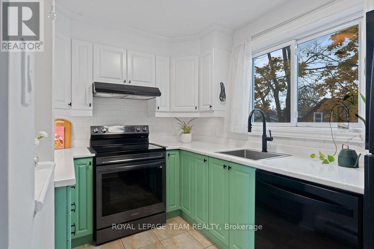 29371239/212-316-savard-avenue/vanier/ottawa/ontario/K1L7S2_25