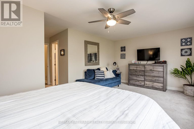 28443105/208-sittelle-private/fallingbrookgardenway-south/ottawa/ontario/K4A1G1_27