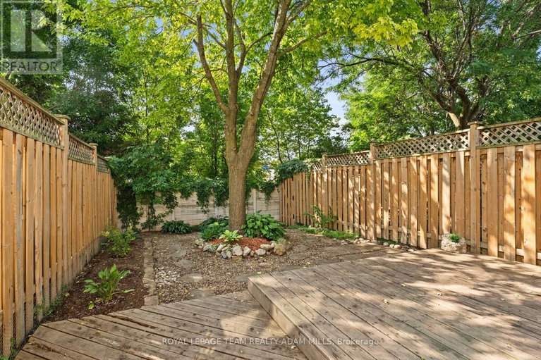 28814218/106-woodpark-way/longfields/ottawa/ontario/K2J4C5_28