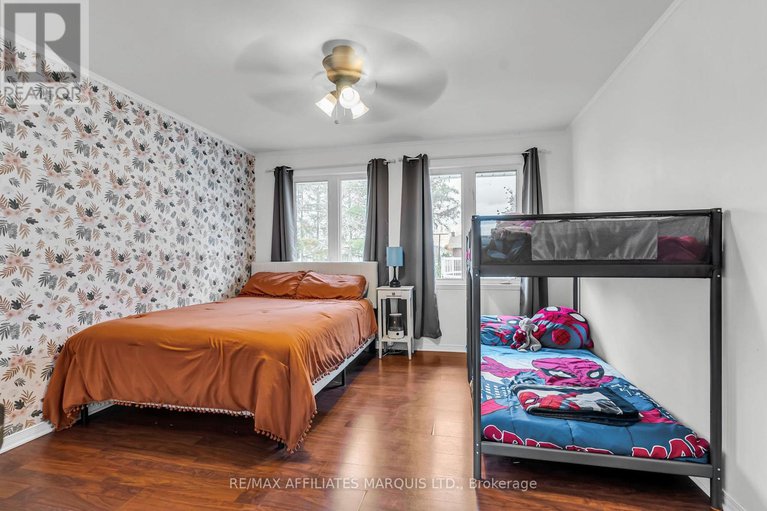 29072525/17-napier-street/ingleside/south-stormont/ontario/K0C1M0_20