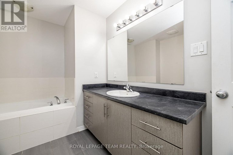 29260838/604-via-campanale-avenue/longfields/ottawa/ontario/K2J4X1_22