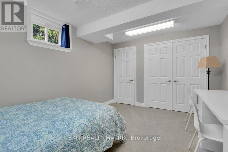 28473522/842-apple-lane/cumberland-ridge/ottawa/ontario/K4C1C1_26