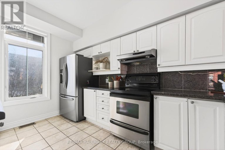 29425549/6-harvey-street/ottawa-east/ottawa/ontario/K1S5S4_24