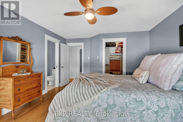 29536082/6715-suncrest-drive/greely/ottawa/ontario/K4P0B3_27