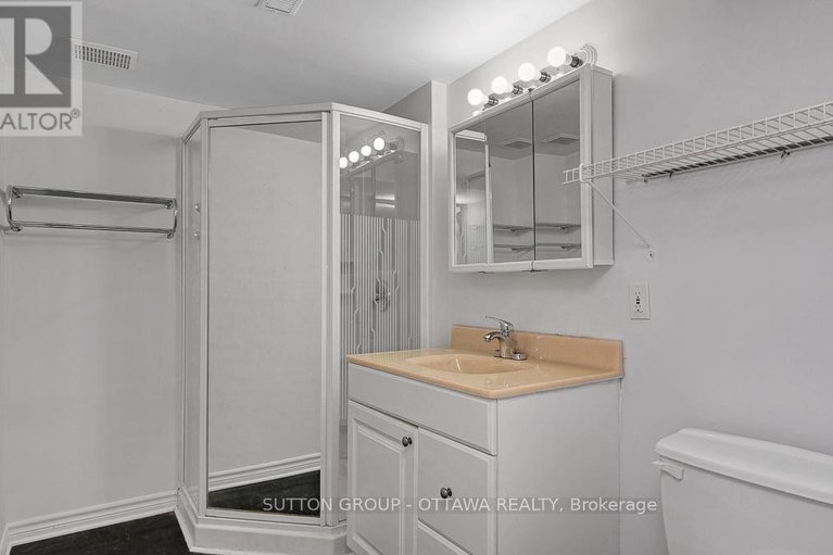 29636036/38-beaver-ridge/city-viewskylinefisher-heightsparkwood-hills/ottawa/ontario/K2E6C7_39