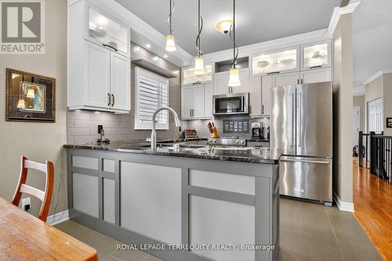 29424324/96-allanford-avenue/hunt-club-parkgreenboro/ottawa/ontario/K1T3Y6_10