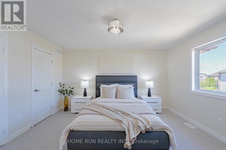 28817994/1576-carronbridge-circle/emerald-meadowstrailwest/ottawa/ontario/K2M0G5_39