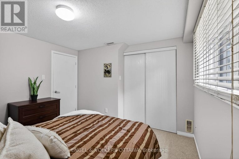 29680685/272-king-edward-avenue/lower-townbyward-market/ottawa/ontario/K1N7M1_17