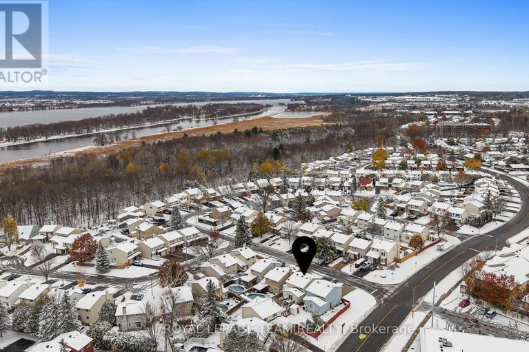 29111862/828-kingfisher-crescent/chatelaine-village/ottawa/ontario/K1E2L4_50