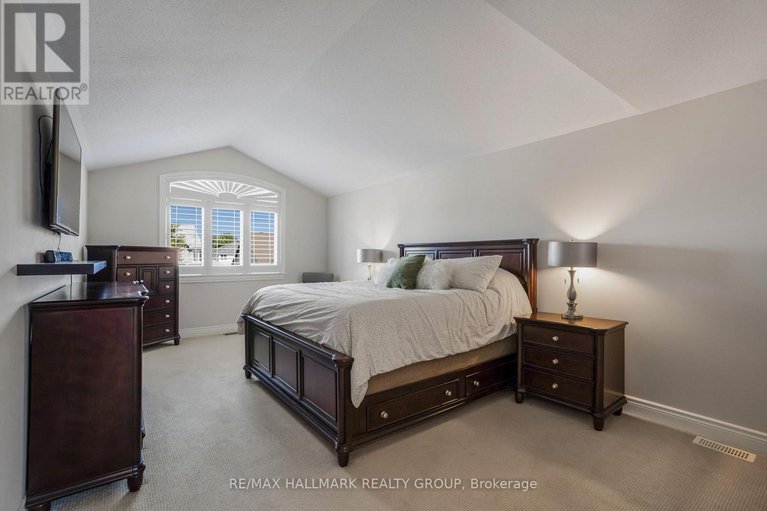 28788006/422-mercury-street/town-of-rockland/clarence-rockland/ontario/K4K0G8_25