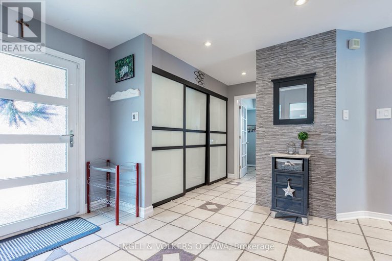 28489478/6149-westwater-crescent/orleans-village/ottawa/ontario/K1W1E1_9