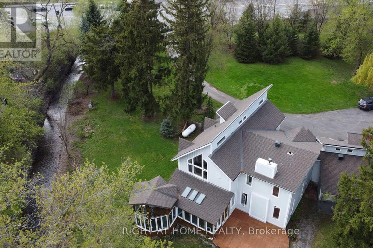 28315560/3208-richmond-road/bruce-farmgraham-parkqualicumbellands/ottawa/ontario/K2H5B6_5