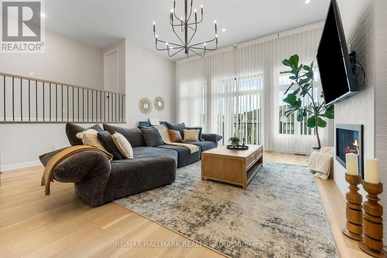 28419525/350-cloyne-crescent/half-moon-bay/ottawa/ontario/K2J6W4_26