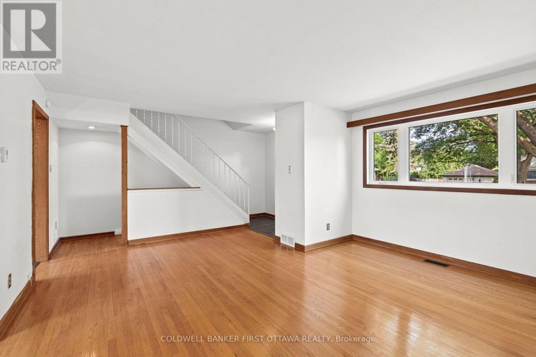 28793444/1788-ernest-avenue/mckellar-heights/ottawa/ontario/K2A1M1_12