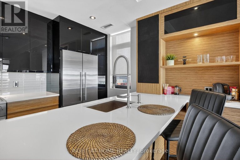 29582358/901-374-cooper-street/ottawa-centre/ottawa/ontario/K2P2P4_10