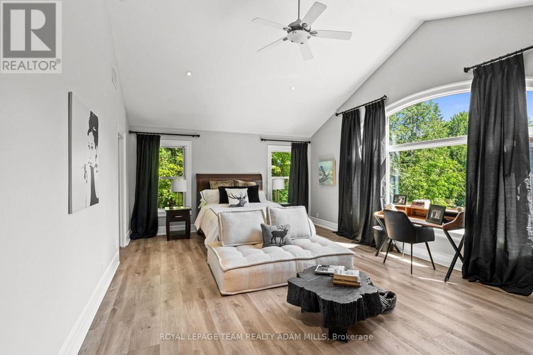 28707309/2330-summerside-drive/manotick-east-to-manotick-station/ottawa/ontario/K4M1B4_27