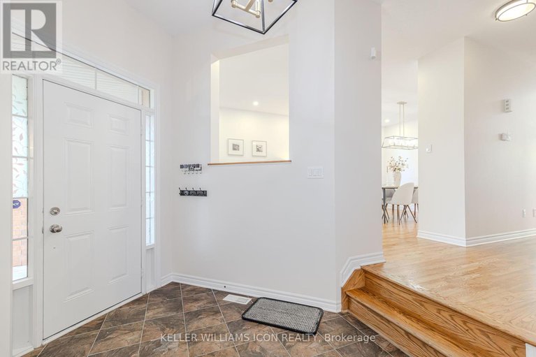 28867484/245-kiwanis-court/hunt-club-parkgreenboro/ottawa/ontario/K1T0H6_3