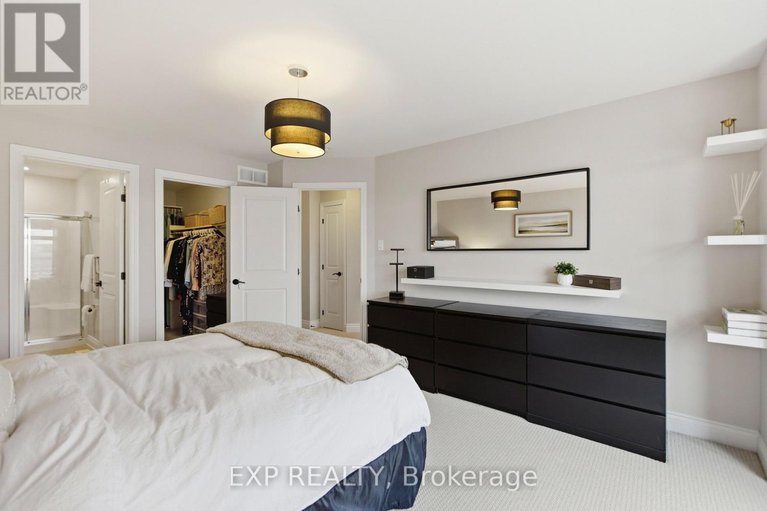 29606498/710-brian-good-avenue/riverside-southgloucester-glen/ottawa/ontario/K4M0C1_18