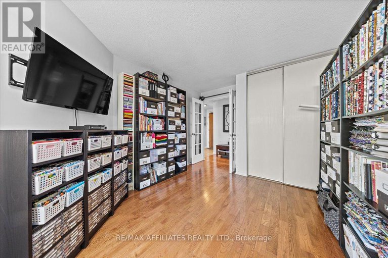 28525665/613-80-sandcastle-drive/leslie-park/ottawa/ontario/K2H9E7_21
