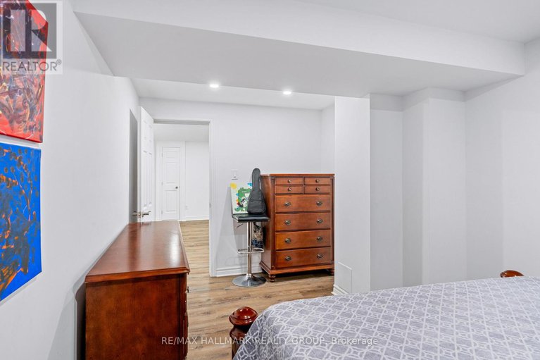 29032033/41-smoketree-crescent/stittsville-north/ottawa/ontario/K2S2B8_38