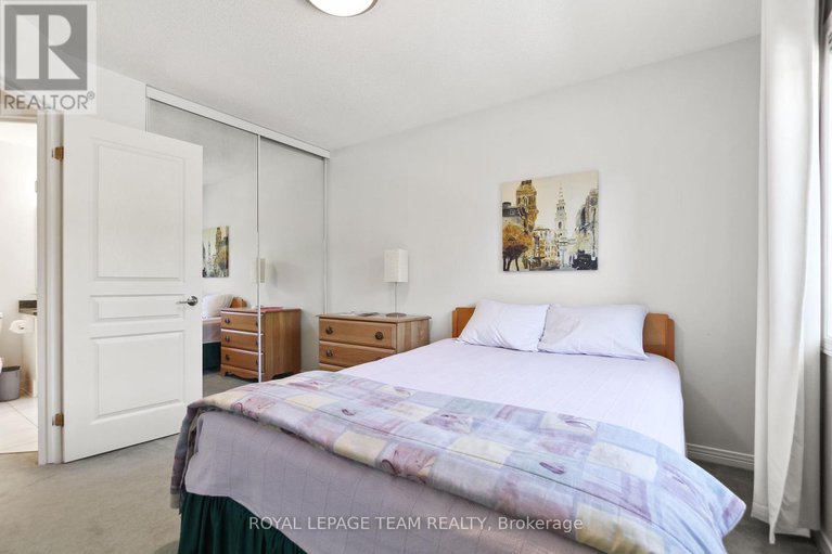 28726721/46-kettleby-street/beaverbrook/ottawa/ontario/K2K3C4_32