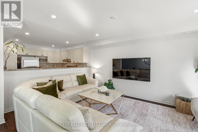 29656876/107-caithness-private/mer-bleuebradley-estatesanderson-park/ottawa/ontario/K1W0G4_21