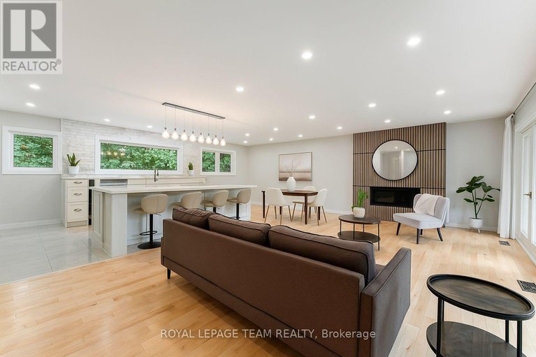 29148358/15-leacock-drive/beaverbrook/ottawa/ontario/K2K1R6_10