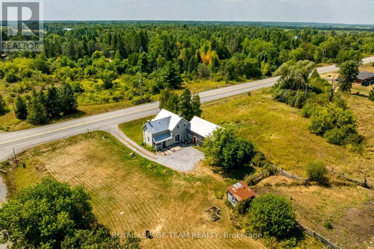 28723611/2106-dunrobin-road/kanata-north-east/ottawa/ontario/K0A1T0_5