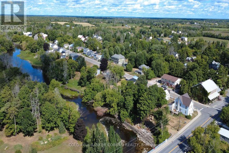28761118/5-water-street/north-grenville-twp-kemptville-south/north-grenville/ontario/K0G1S0_34