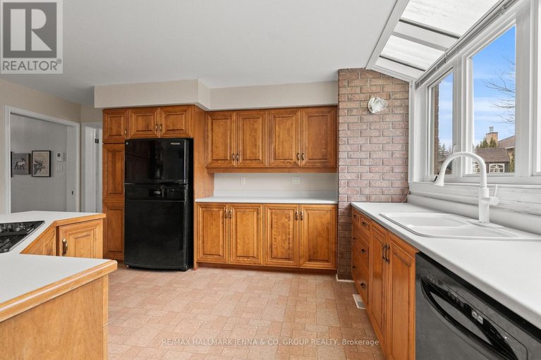 29601661/14-holly-ridge/stittsville-central/ottawa/ontario/K2S1C9_11