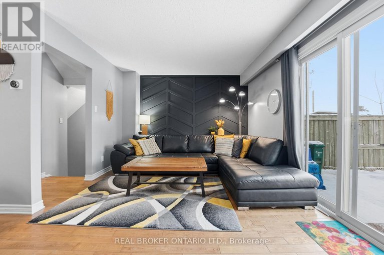 29179274/b-3895-old-richmond-road/arbeatha-park/ottawa/ontario/K2H8T8_4