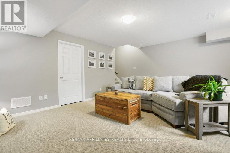 28576787/80-riddell-street/carleton-place/ontario/K7C0J8_33