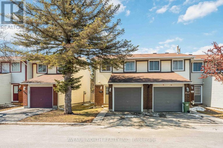 29608047/1964-garden-park-lane/blackburn-hamlet-south/ottawa/ontario/K1B5B2_1