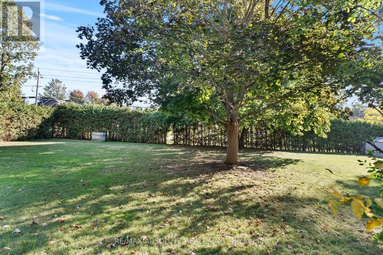 28975181/6-howard-court/hearts-desire/ottawa/ontario/K2J3Z8_42