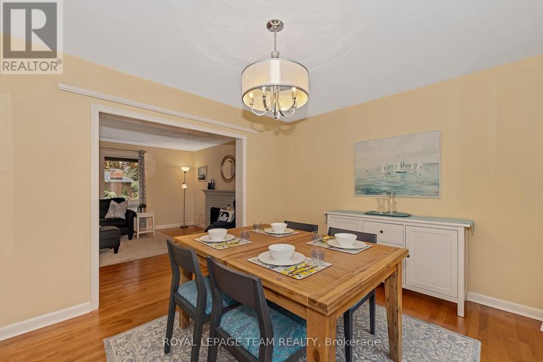 29030810/1195-major-street/bel-air-park/ottawa/ontario/K2C2S1_11