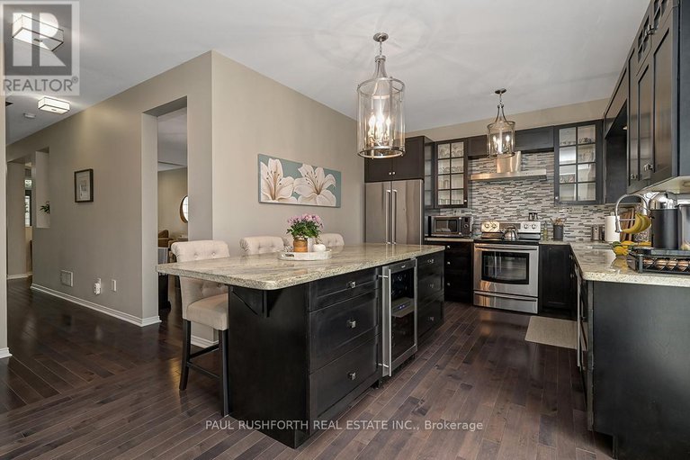 28203098/937-rossburn-crescent/stonebridge/ottawa/ontario/K2J0Y5_9