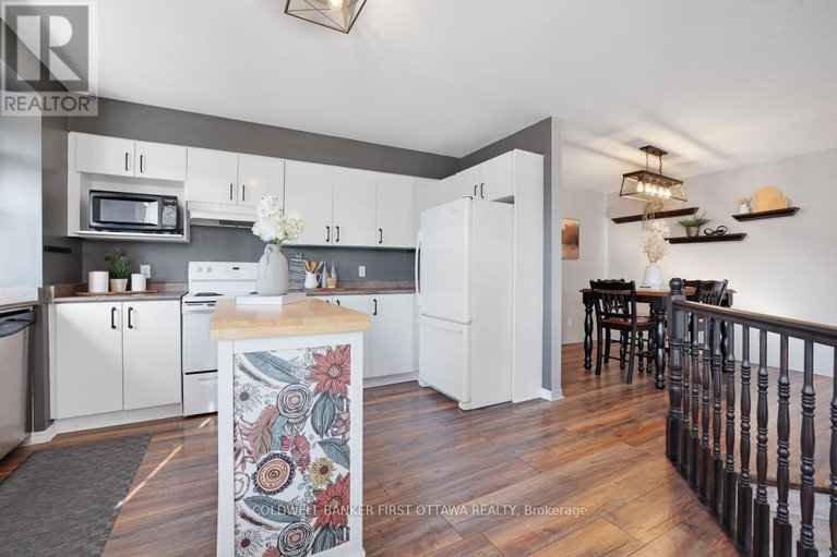 29433478/37-boulder-way/longfields/ottawa/ontario/K2J4R5_12