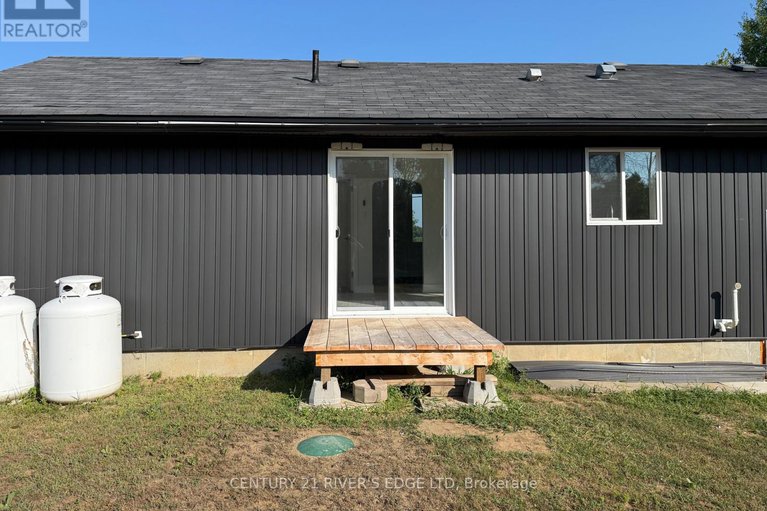 28732239/6385-6th-concession-road/augusta-twp/augusta/ontario/K0E1R0_9