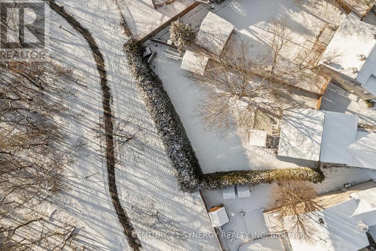 29177939/34-rosegarden-crescent/hunt-club-parkgreenboro/ottawa/ontario/K1T3A9_47