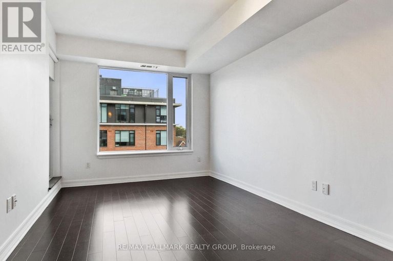 29513773/814-238-besserer-street/sandy-hill/ottawa/ontario/K1N6B1_16