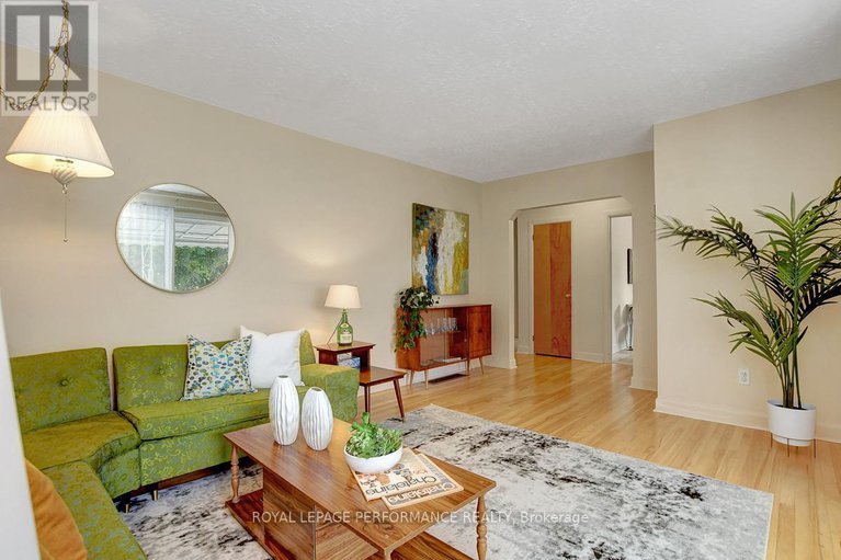 28697255/617-gardenvale-road/castle-heightsrideau-high/ottawa/ontario/K1K1E5_6