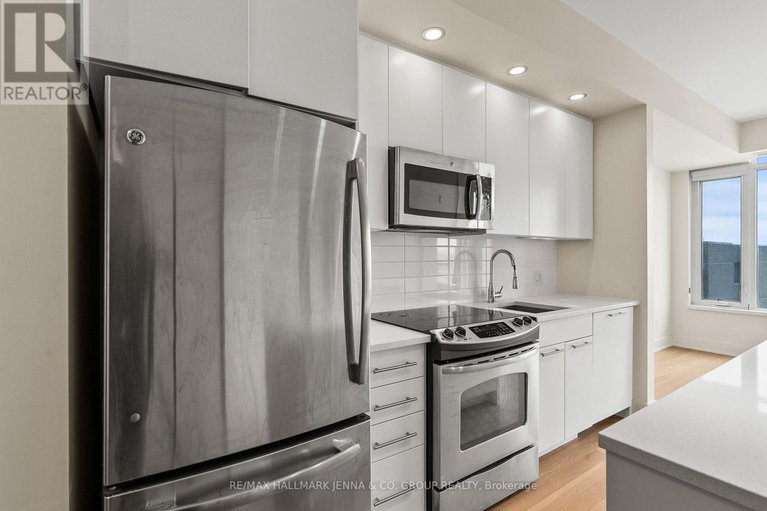 29439629/611-88-richmond-road/westborohampton-park/ottawa/ontario/K1Z0B1_10